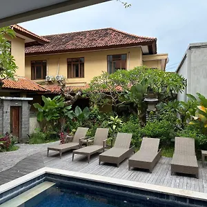 villa-bunga-hotel-spa.hotelsseminyak.net/